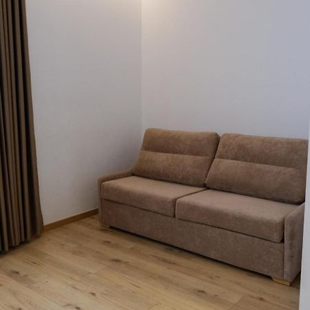 Sibb Hotel Tiranë Ngoại thất bức ảnh