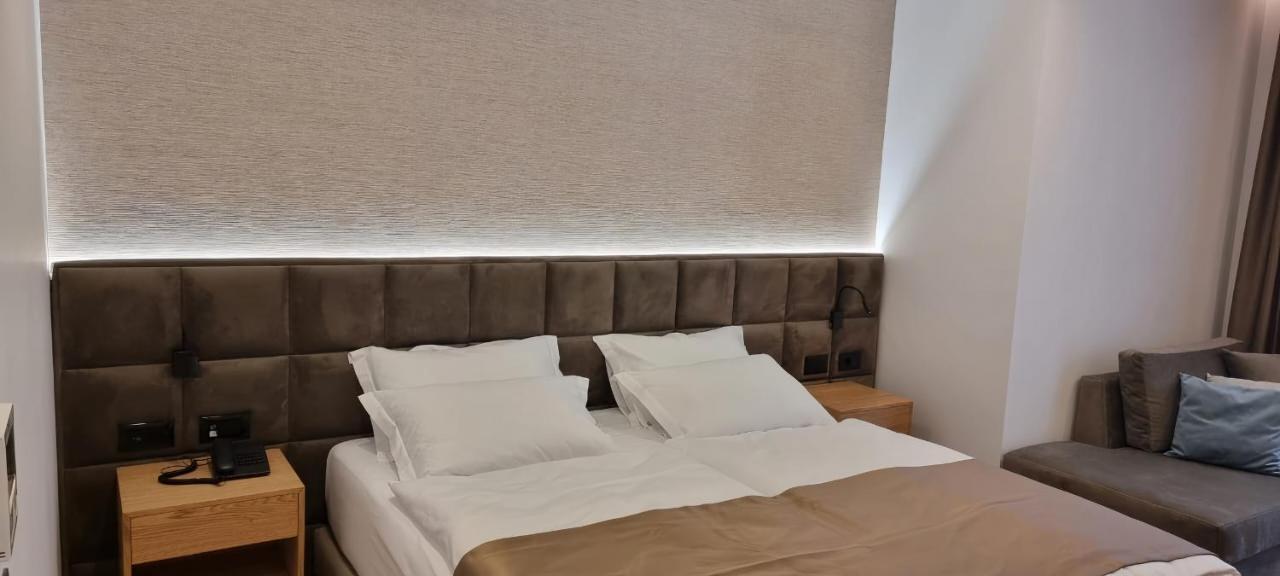 Sibb Hotel Tiranë Ngoại thất bức ảnh